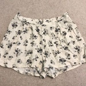 Flower shorts
